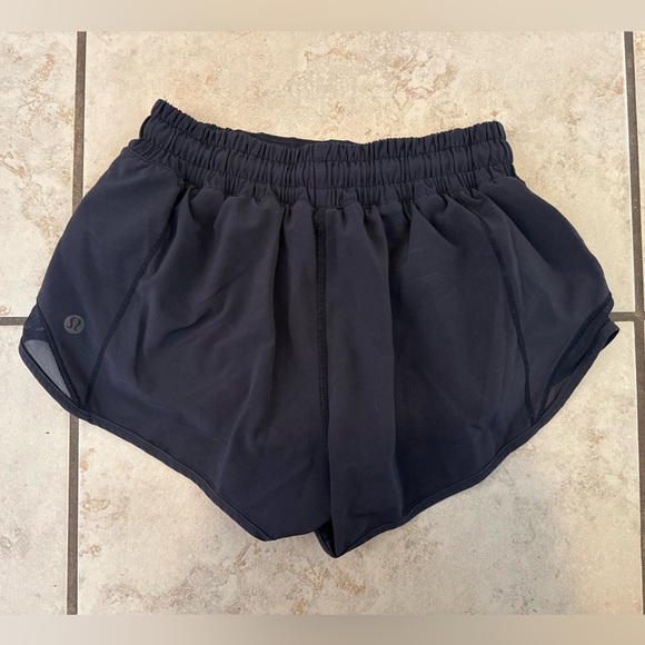 lululemon athletica Black Women's Athletic Shorts - Picture 2 of 2